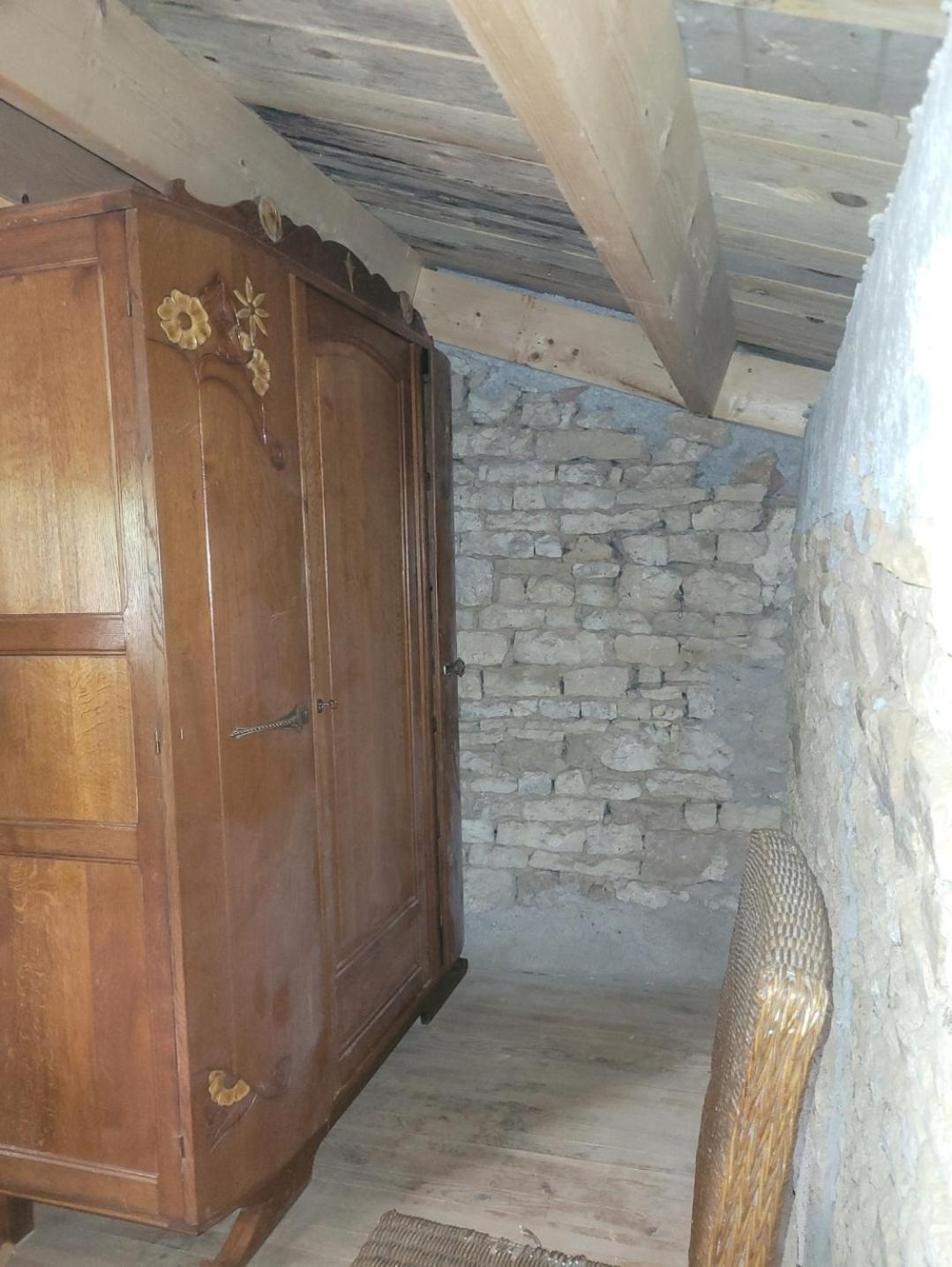 Nuit Insolite, Chambre Au Dessus D'Une Etable La Chapelle-Themer Eksteriør billede